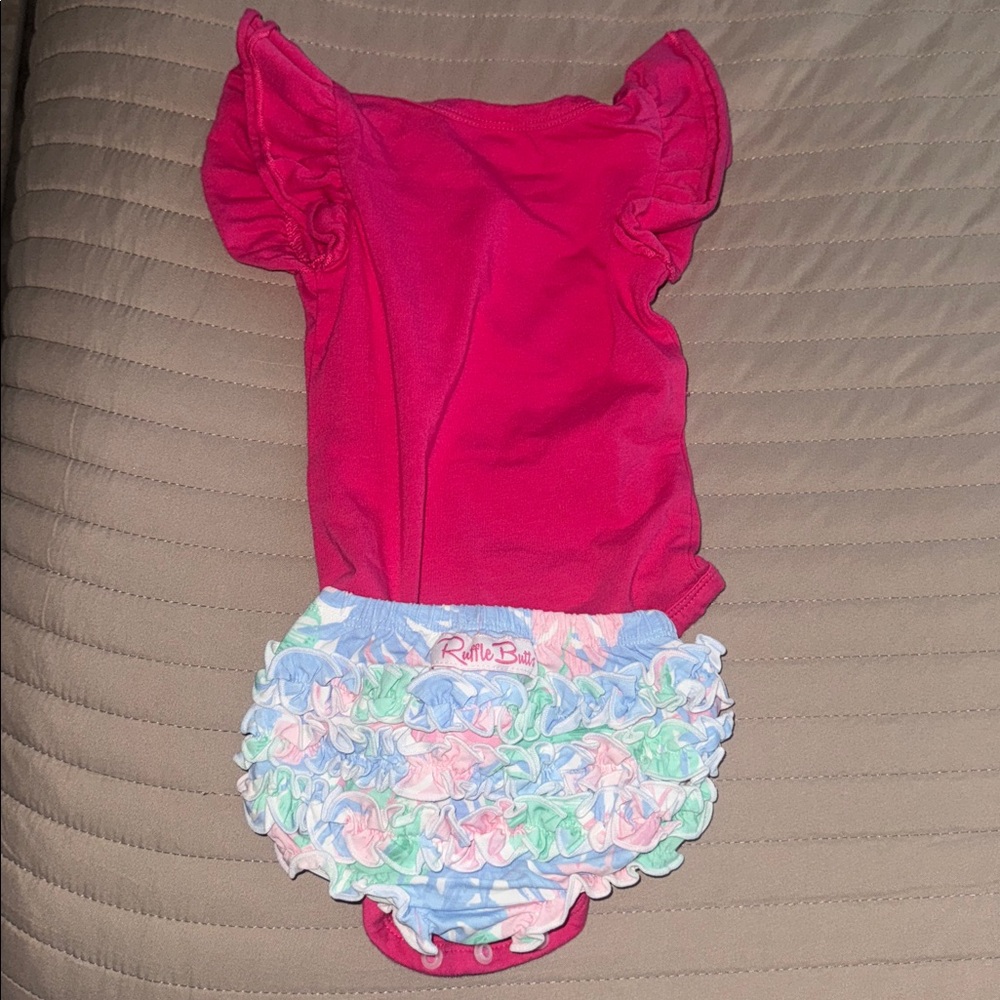0-3 month Ruffle Butt set